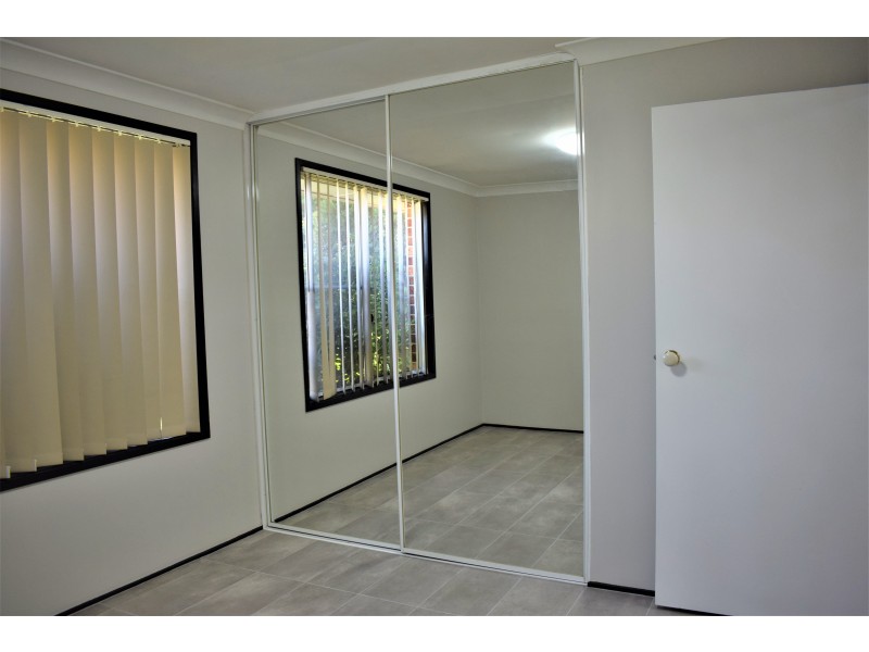 Edensor Park NSW 2176