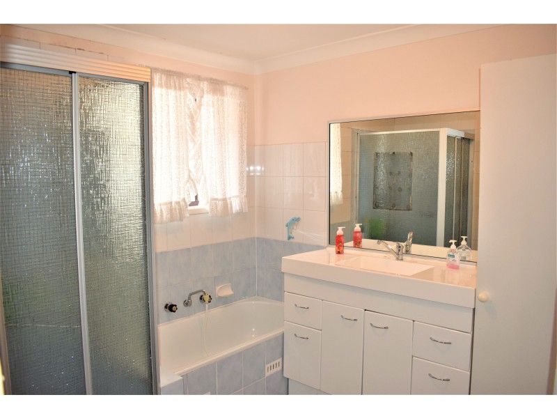 2 Mannix Street, Bonnyrigg Heights NSW 2177