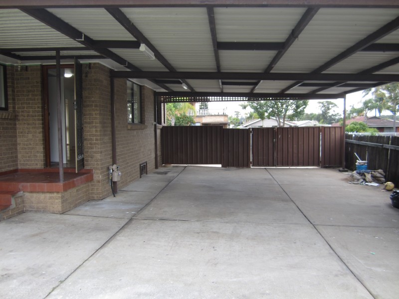 Bossley Park NSW 2176