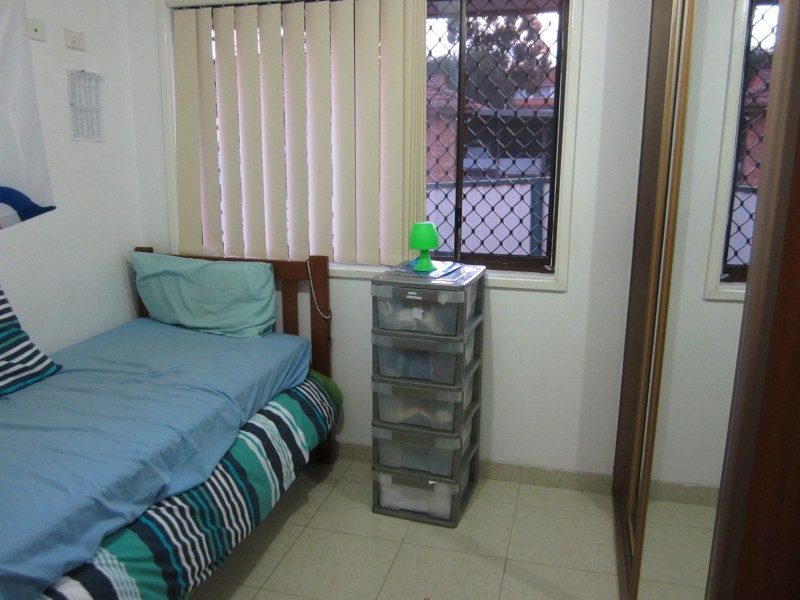 Edensor Park NSW 2176