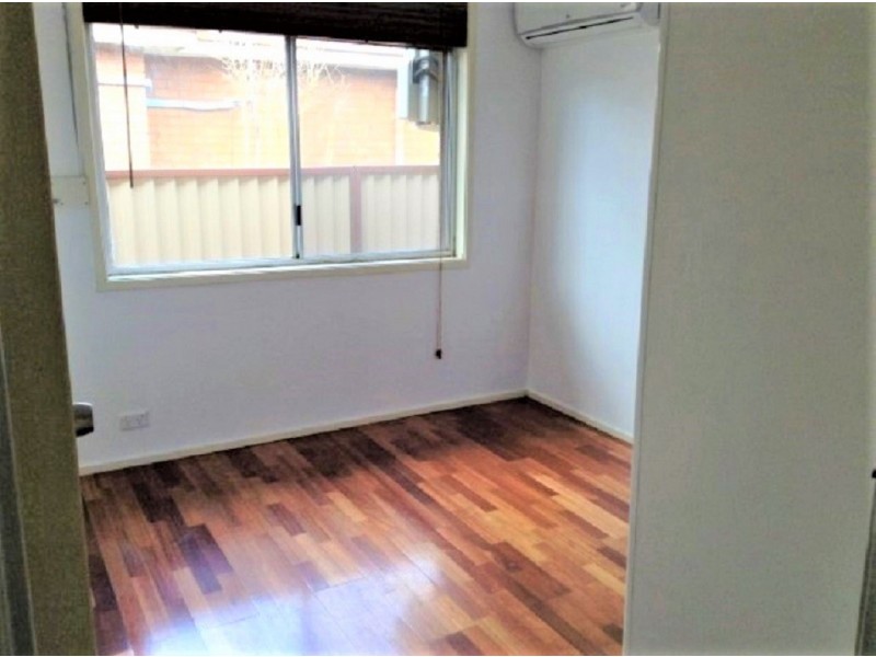 Greenfield Park NSW 2176