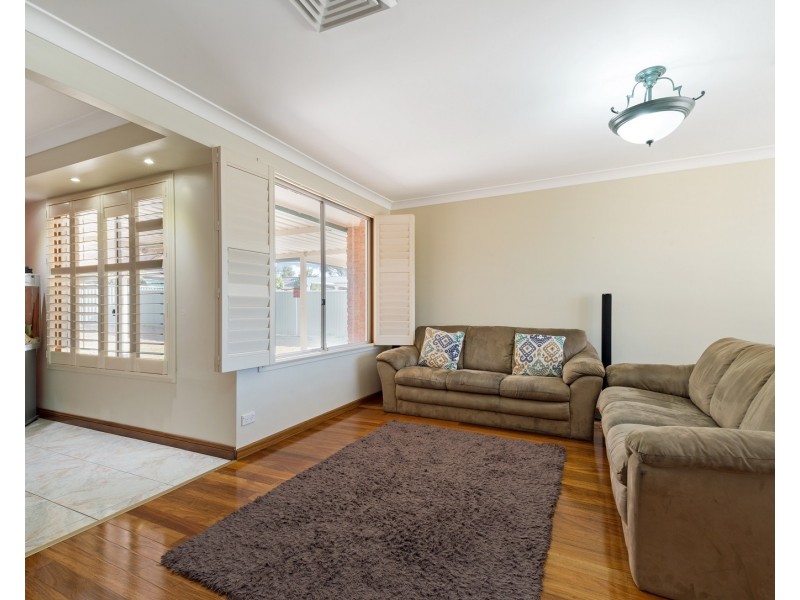 Edensor Park NSW 2176