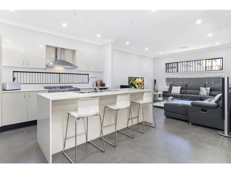 41 Macksville Street, Carnes Hill NSW 2171