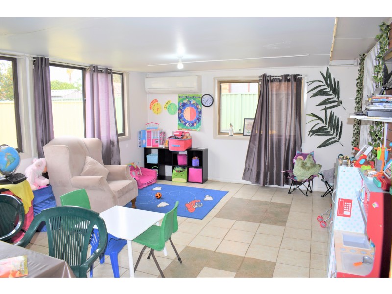 126 Mimosa Road, Bossley Park NSW 2176