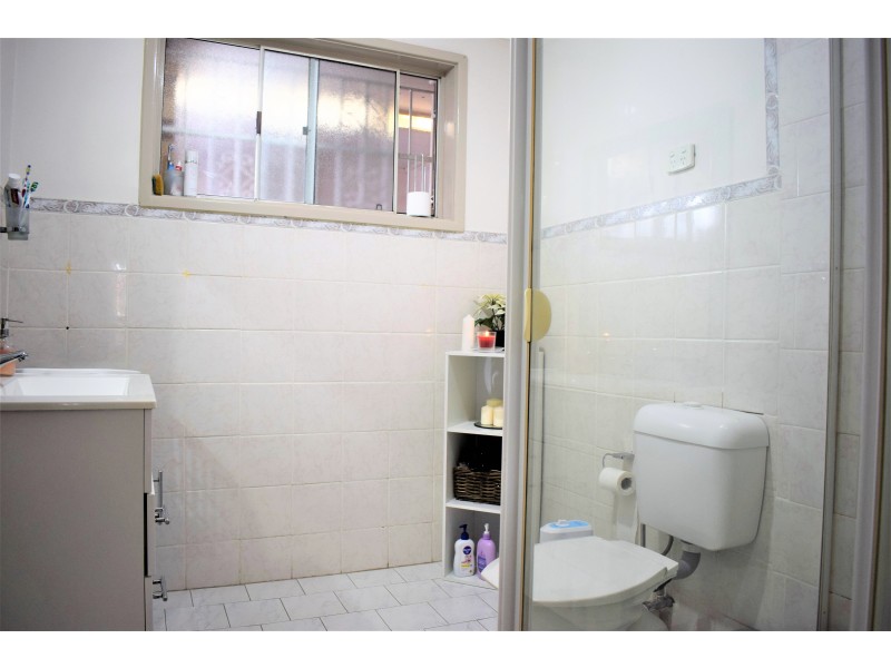 126 Mimosa Road, Bossley Park NSW 2176