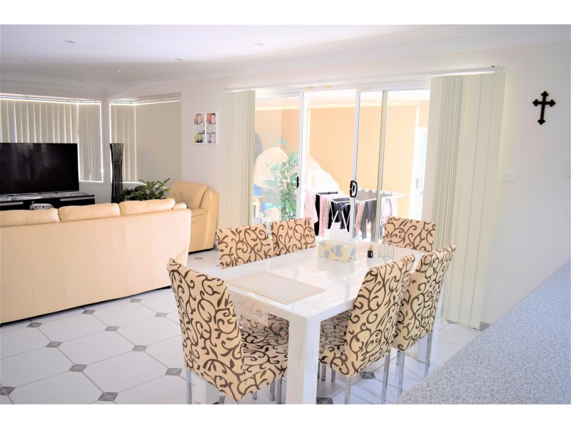 147 Bossley Road, Bossley Park NSW 2176