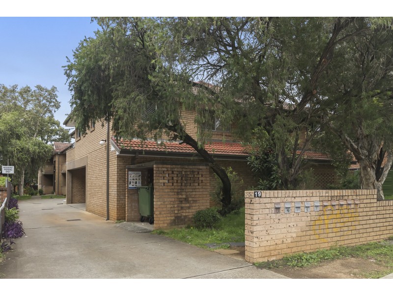 9/19 Lackey Street, Fairfield NSW 2165