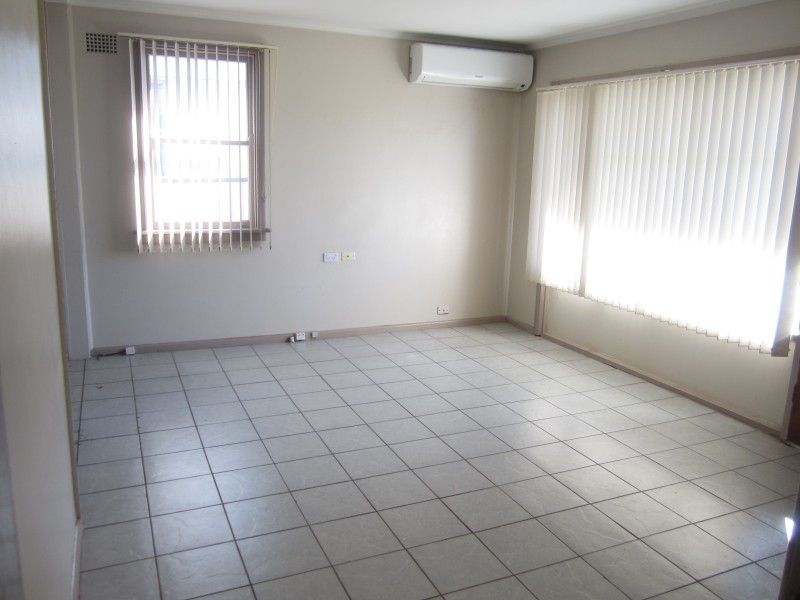 Fairfield West NSW 2165