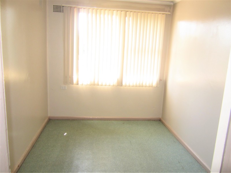 Fairfield West NSW 2165