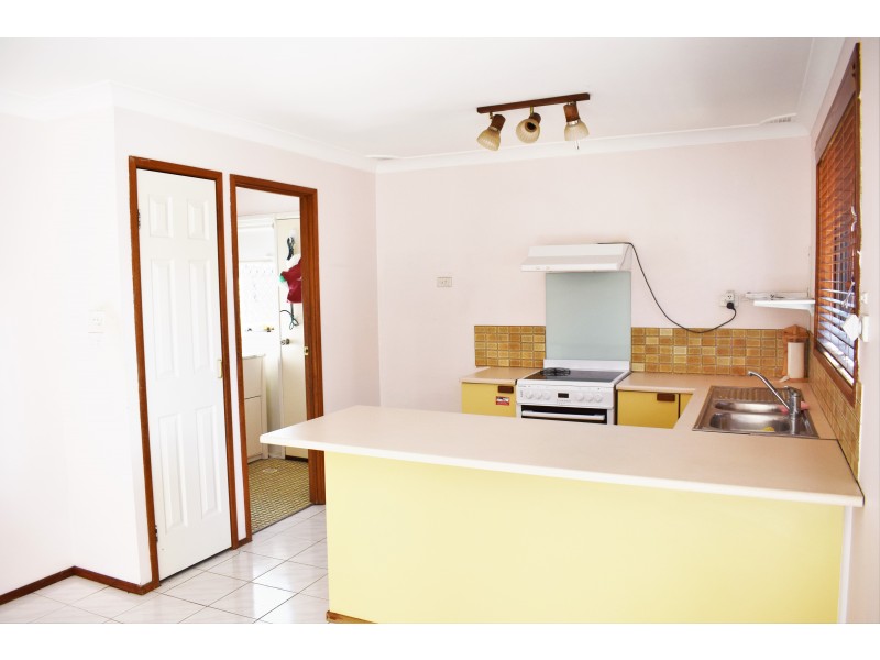 33 Dransfield Road, Edensor Park NSW 2176