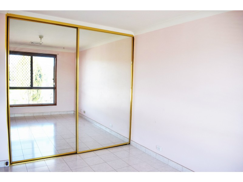 33 Dransfield Road, Edensor Park NSW 2176