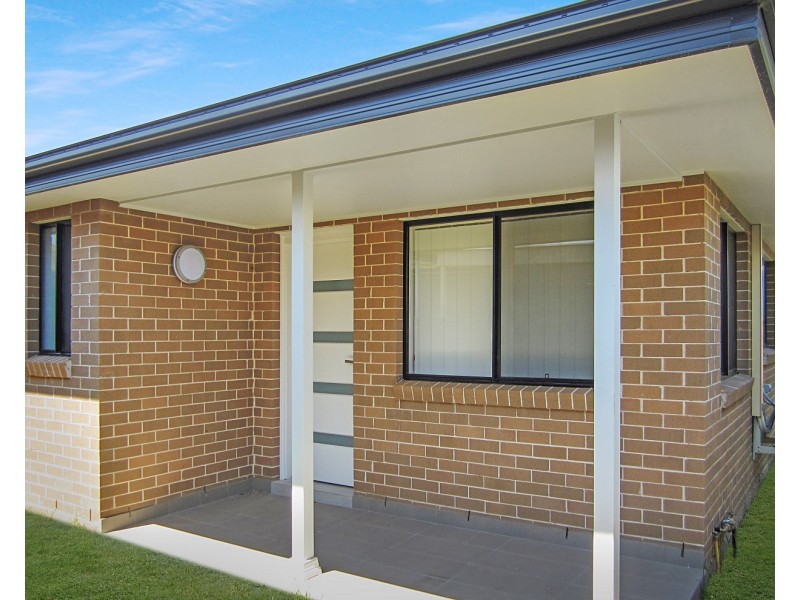 12a Lawley Street, Bossley Park NSW 2176