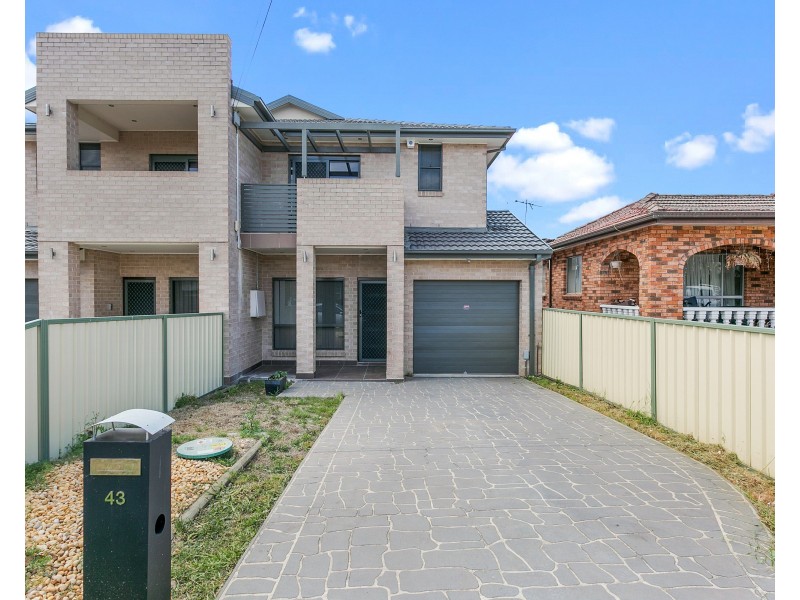 43 Alexander Street, Smithfield NSW 2164