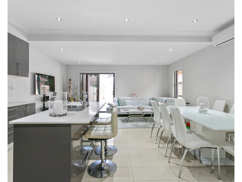 43 Alexander Street, Smithfield NSW 2164