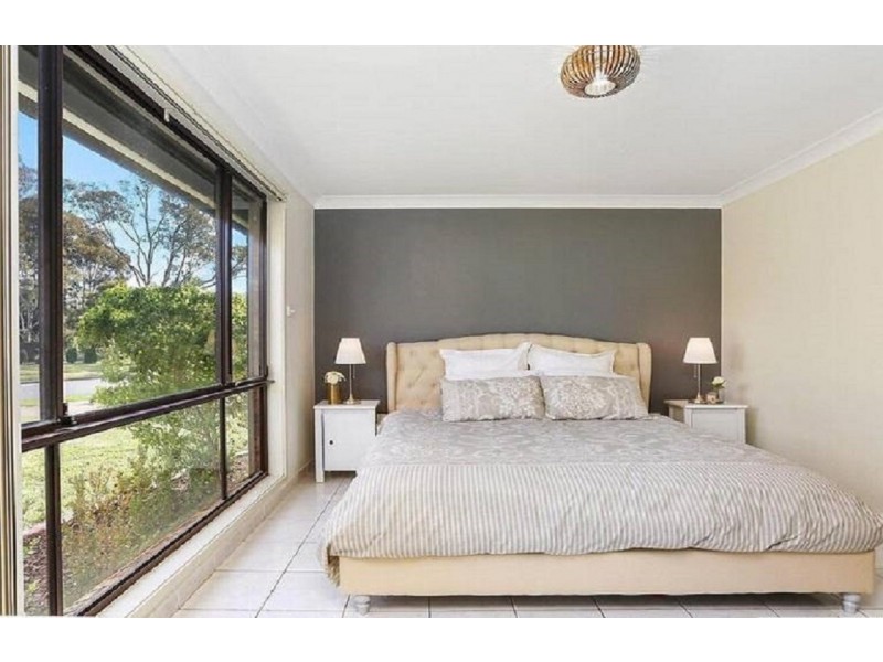 Edensor Park NSW 2176