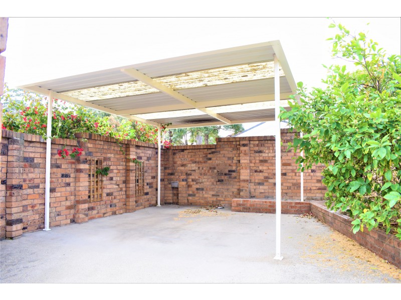 Bossley Park NSW 2176