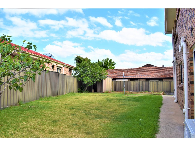 Bossley Park NSW 2176