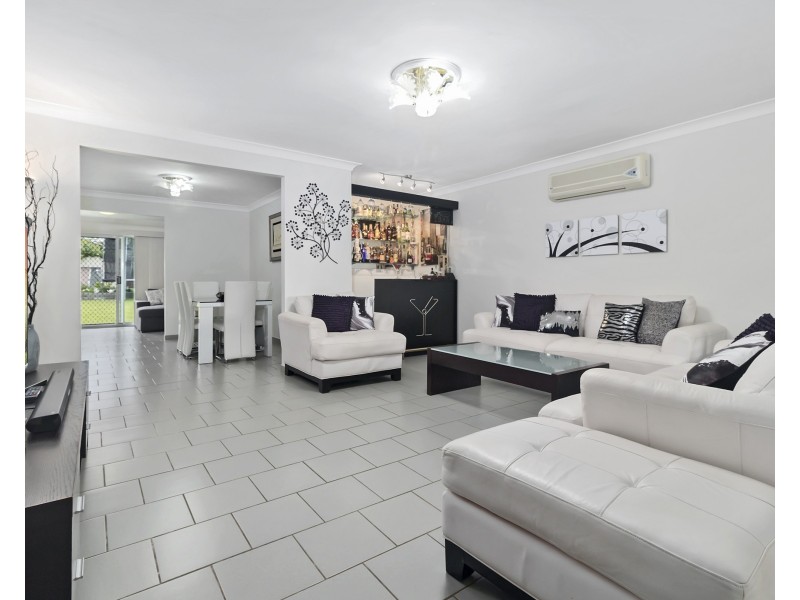 15 Prairie Vale Road, Bossley Park NSW 2176