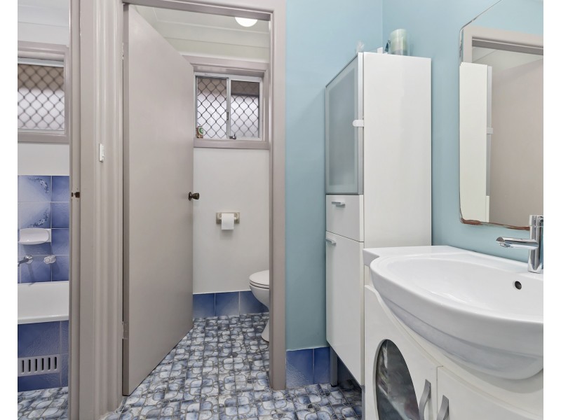 15 Prairie Vale Road, Bossley Park NSW 2176