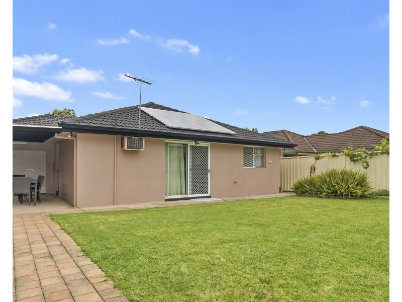 15 Prairie Vale Road, Bossley Park NSW 2176