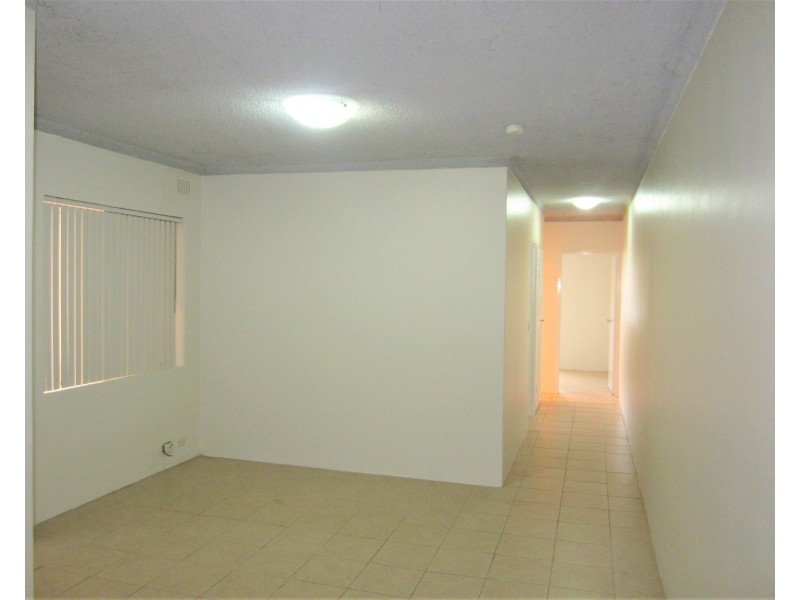 Fairfield NSW 2165