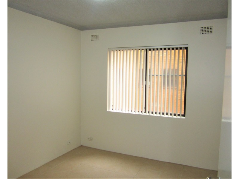 Fairfield NSW 2165