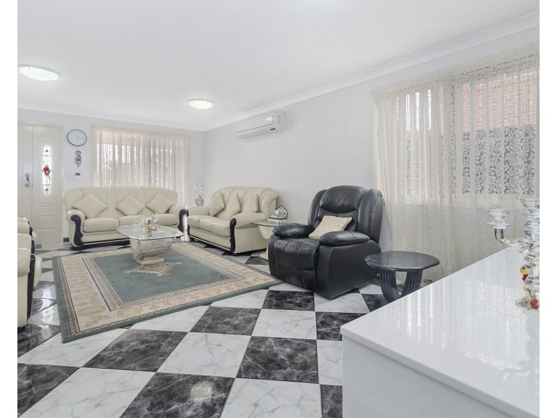 3A Esk Avenue, Green Valley NSW 2168