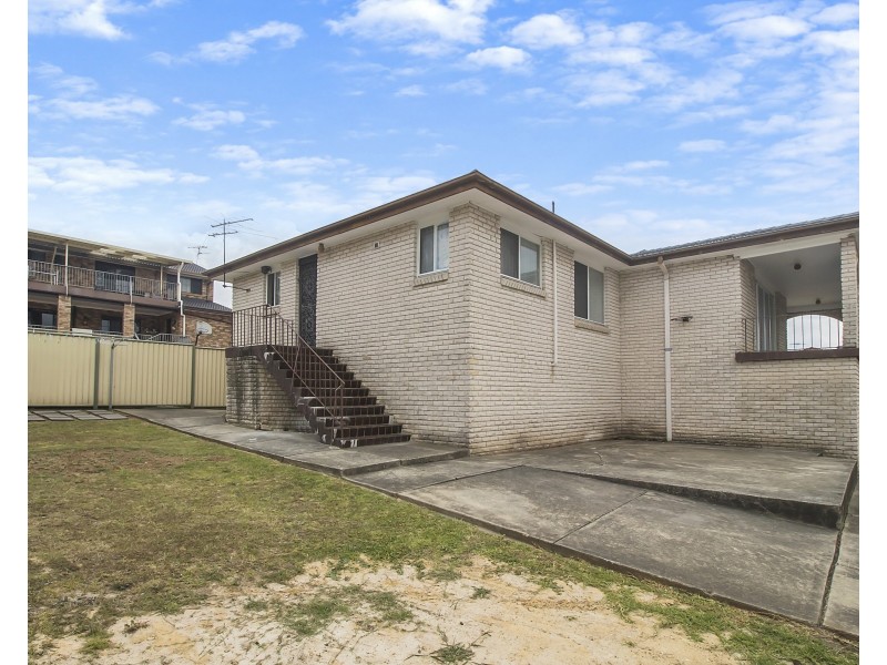 Bossley Park NSW 2176