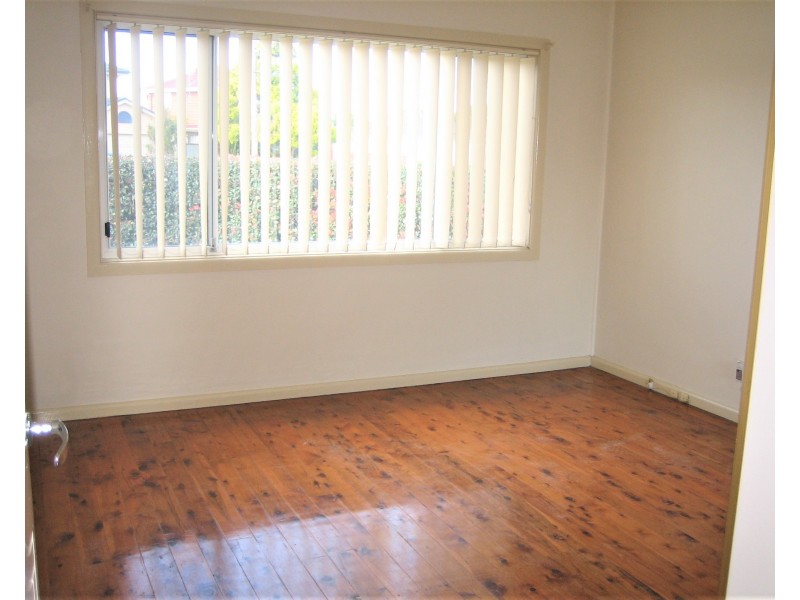 Fairfield West NSW 2165