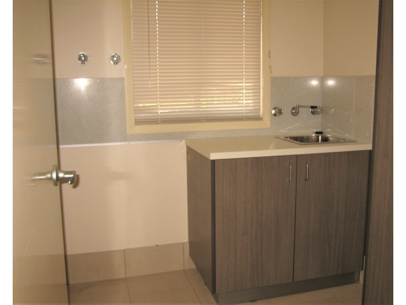 Fairfield West NSW 2165