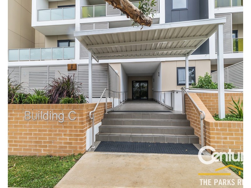 54/2-10 Tyler Street, Campbelltown NSW 2560