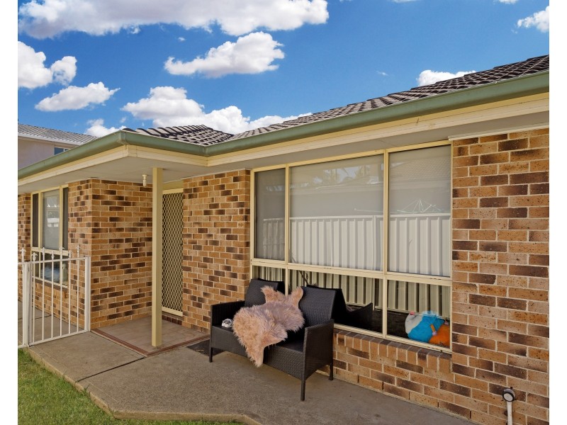 24a Boomerang Road, Edensor Park NSW 2176