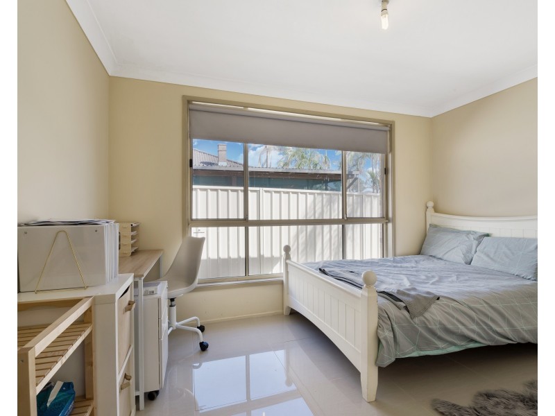 24a Boomerang Road, Edensor Park NSW 2176