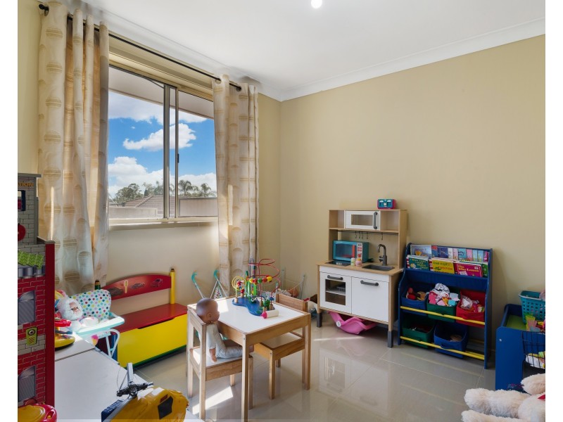 24a Boomerang Road, Edensor Park NSW 2176