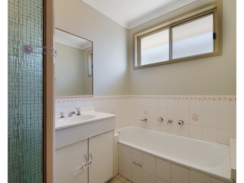 24a Boomerang Road, Edensor Park NSW 2176