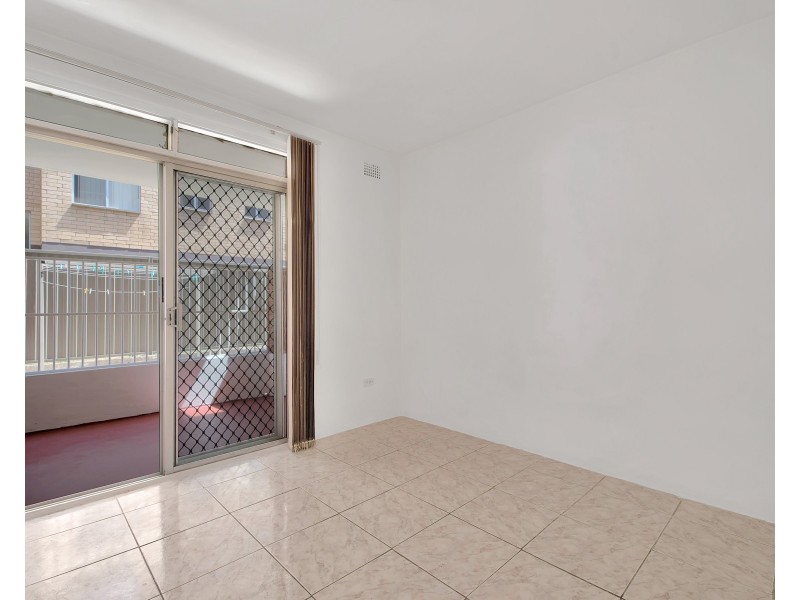 14/49 Hamilton Road, Fairfield NSW 2165