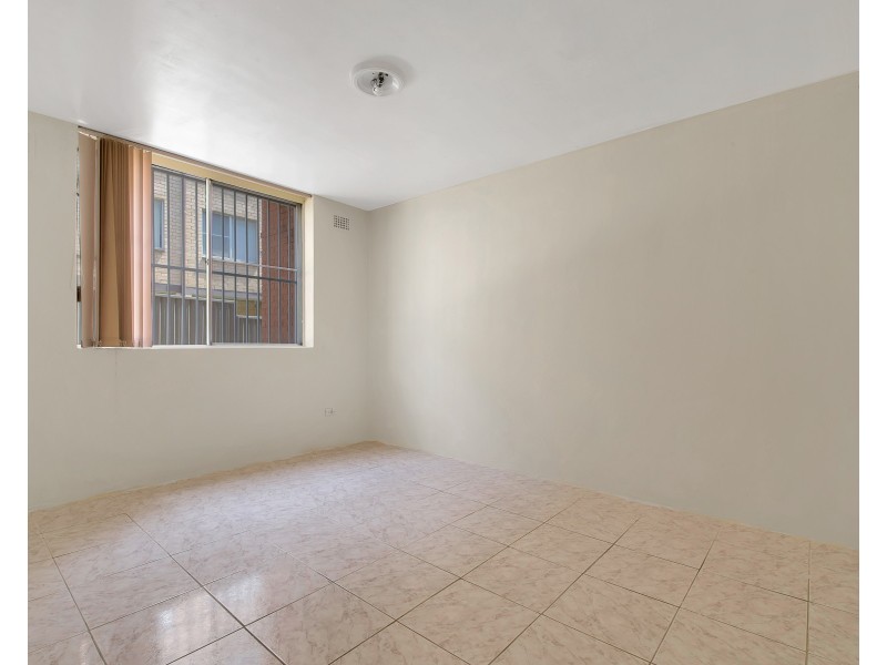 14/49 Hamilton Road, Fairfield NSW 2165