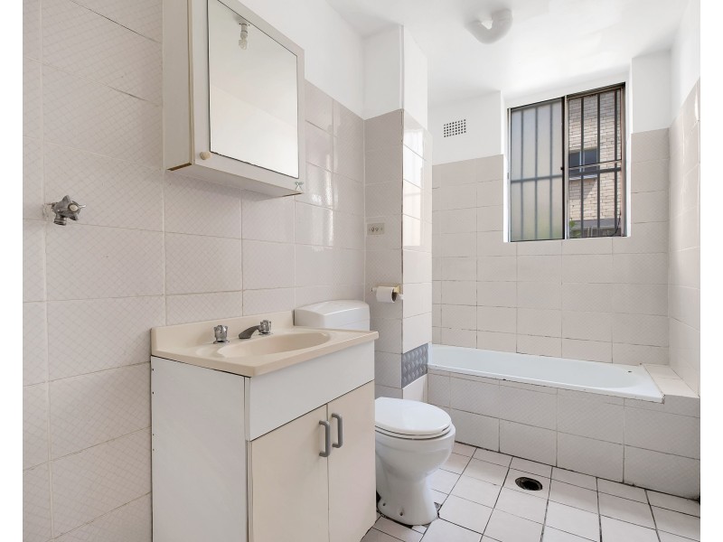 14/49 Hamilton Road, Fairfield NSW 2165