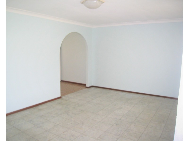 Edensor Park NSW 2176