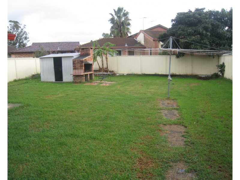 Edensor Park NSW 2176