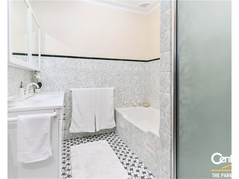 11 Maple Street, Greystanes NSW 2145