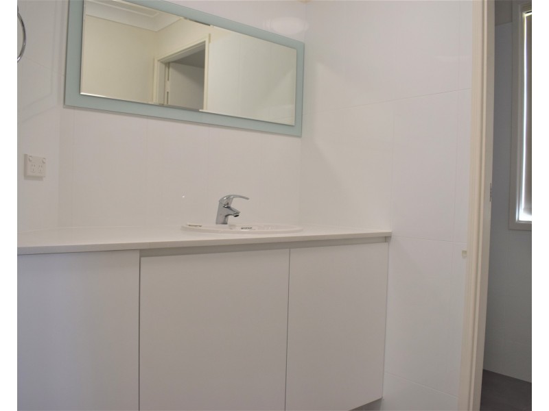 Greenfield Park NSW 2176