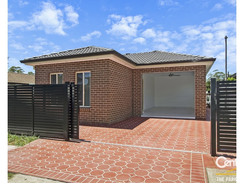 49a Arrowhead Road, Greenfield Park NSW 2176