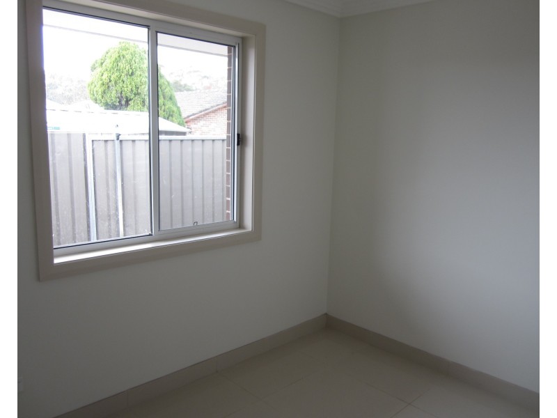 19a Brahma Close, Bossley Park NSW 2176