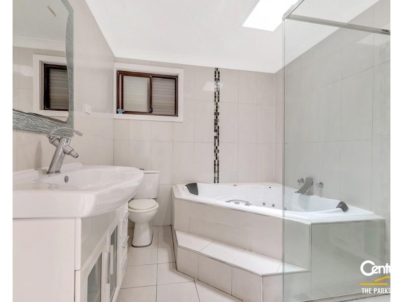 2a Chapman Place, Wakeley NSW 2176