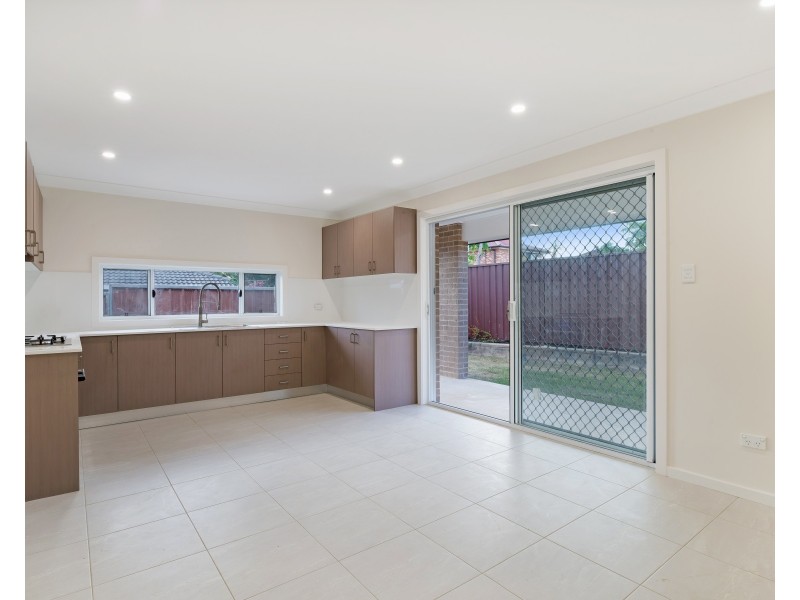 14a  Ashur Crescent, Greenfield Park NSW 2176