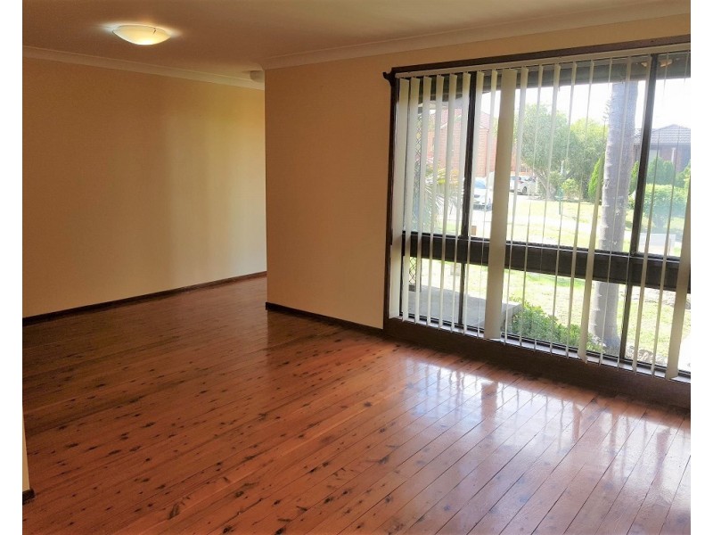 6 Ballina Place, Bossley Park NSW 2176