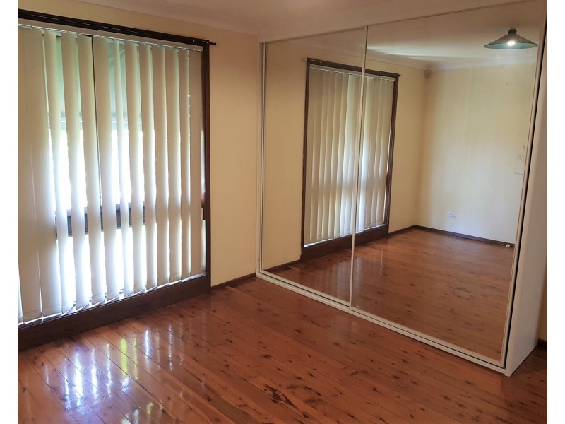 6 Ballina Place, Bossley Park NSW 2176