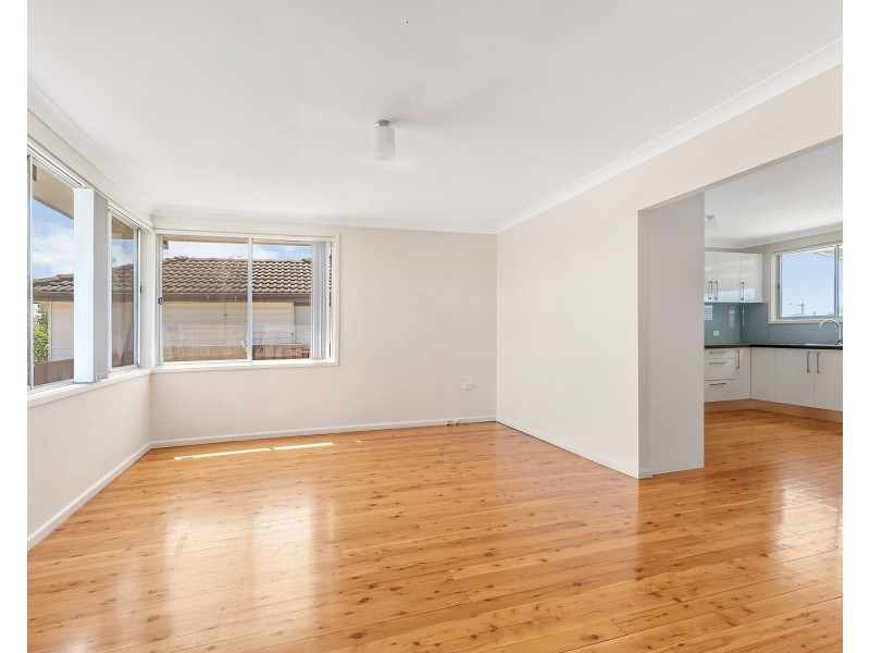 21 Brentwood Street, Fairfield West NSW 2165