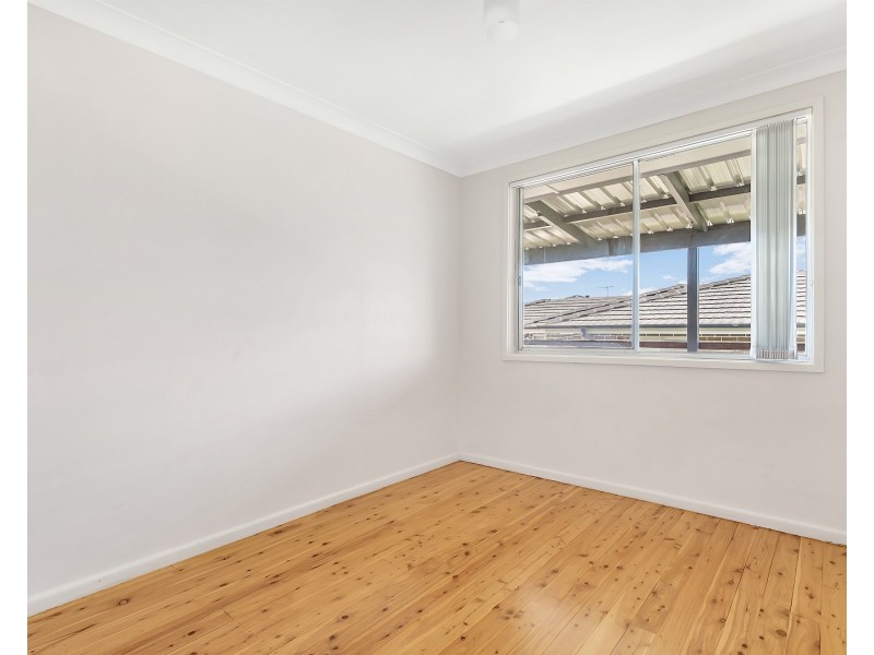 21 Brentwood Street, Fairfield West NSW 2165